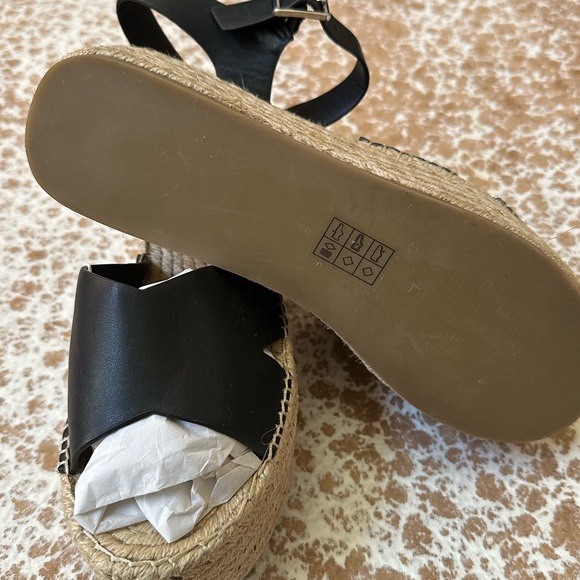 OSCS Black Espadrille Platform Ankle Strap Sandals - Picture 7 of 8